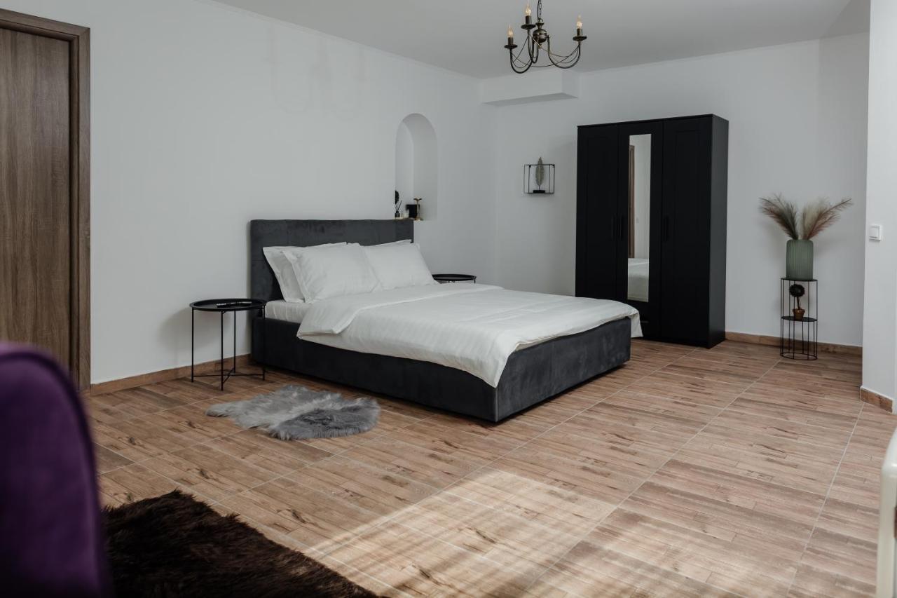 Scandinavia Residence Piatra Neamt Luaran gambar
