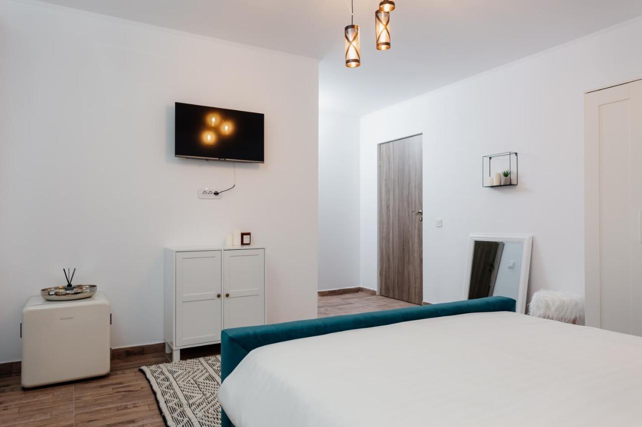 Scandinavia Residence Piatra Neamt Luaran gambar