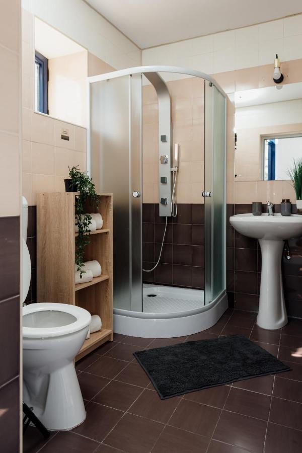 Scandinavia Residence Piatra Neamt Luaran gambar